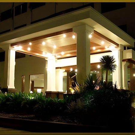 Sri U-Thong Grand Hotel Suphan Buri Exterior photo